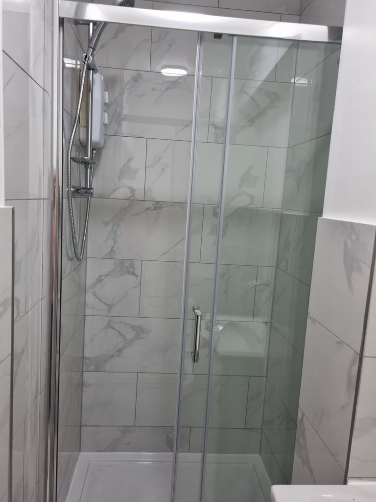 1 bed apartment to rent in Oxford Road, Reading 3