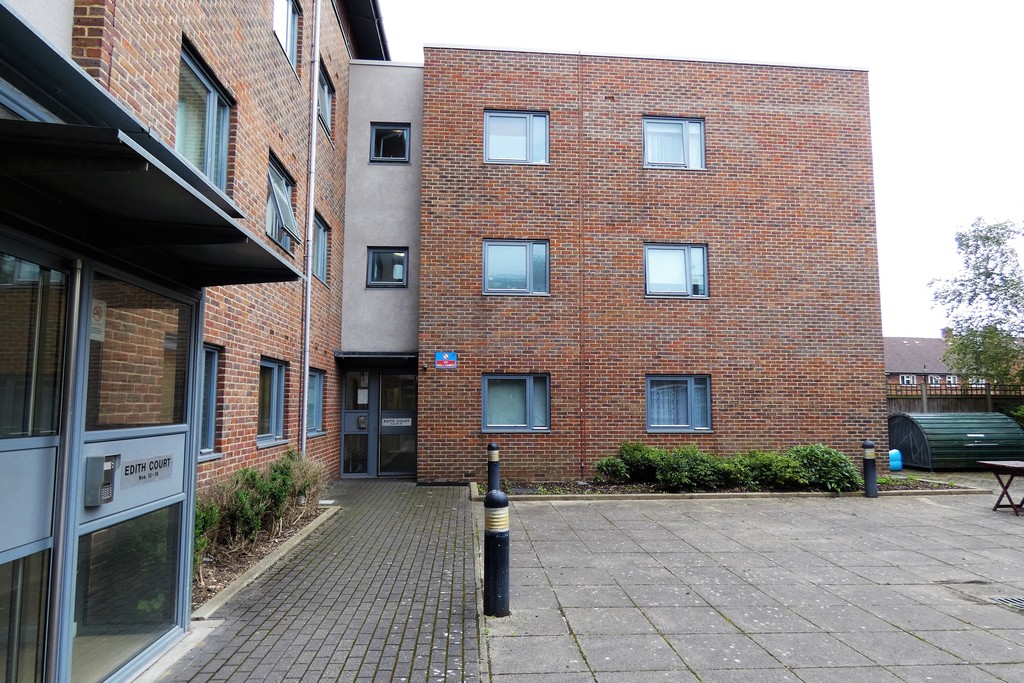 1 bed flat for sale in New Road, Feltham 13