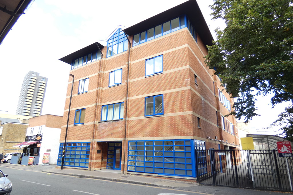 1 bed flat for sale in Douglas Road, Hounslow 13