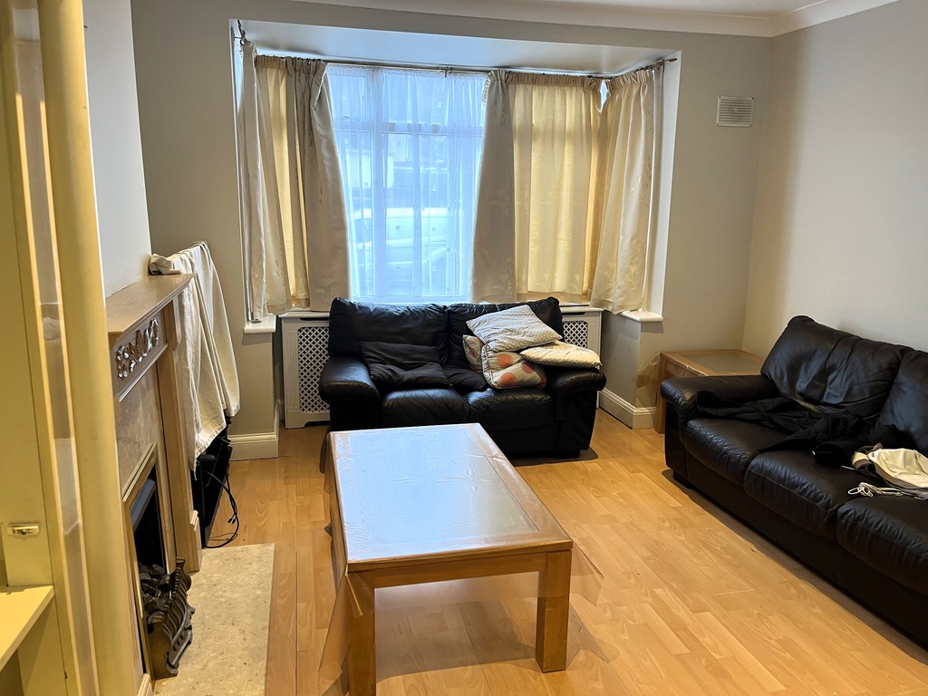 3 bed terraced house to rent in Mornington Road, Greenford  - Property Image 5