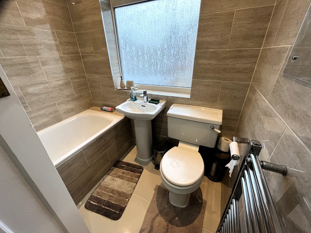 3 bed terraced house to rent in Mornington Road, Greenford  - Property Image 7