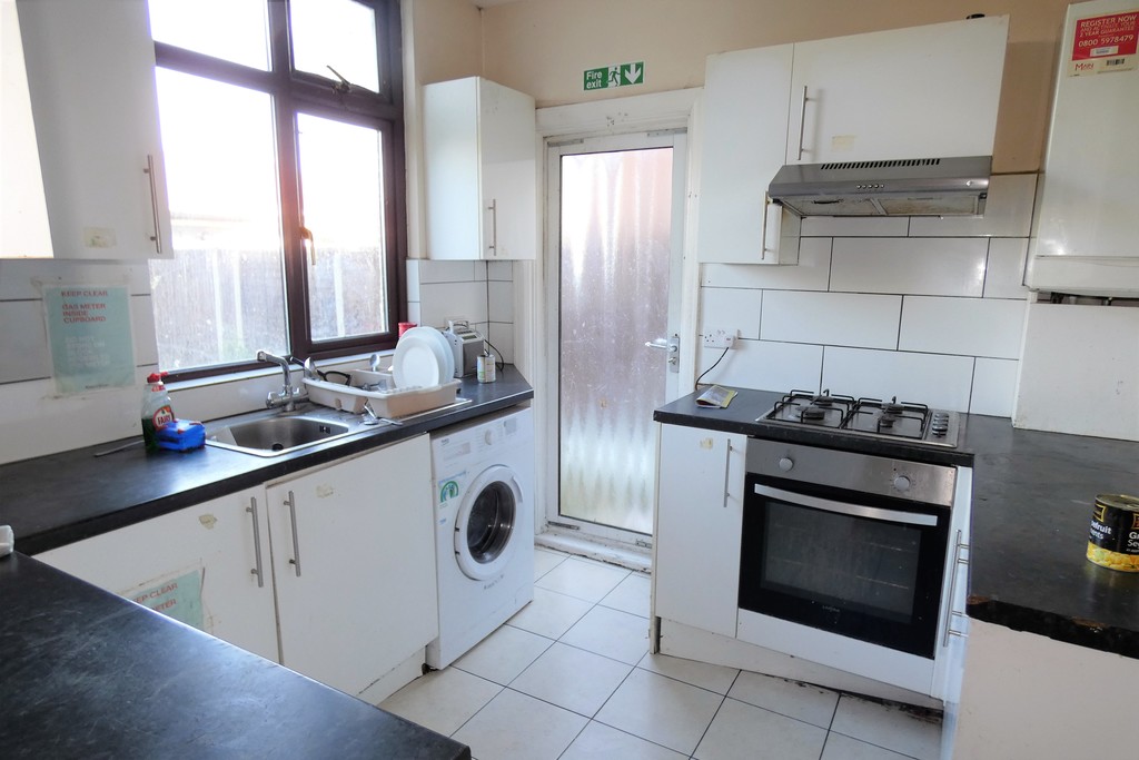 1 bed house share to rent in Mount Road, Middlesex  - Property Image 4