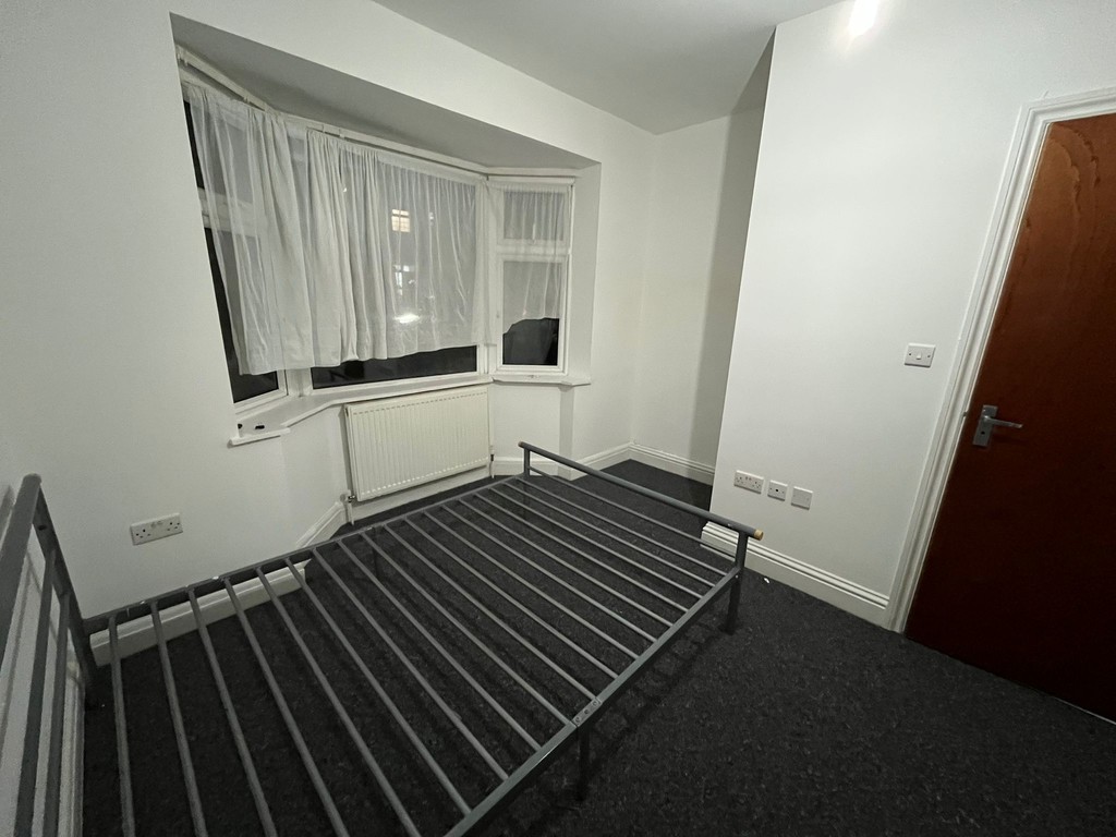 1 bed house share to rent in Mount Road, Middlesex  - Property Image 1