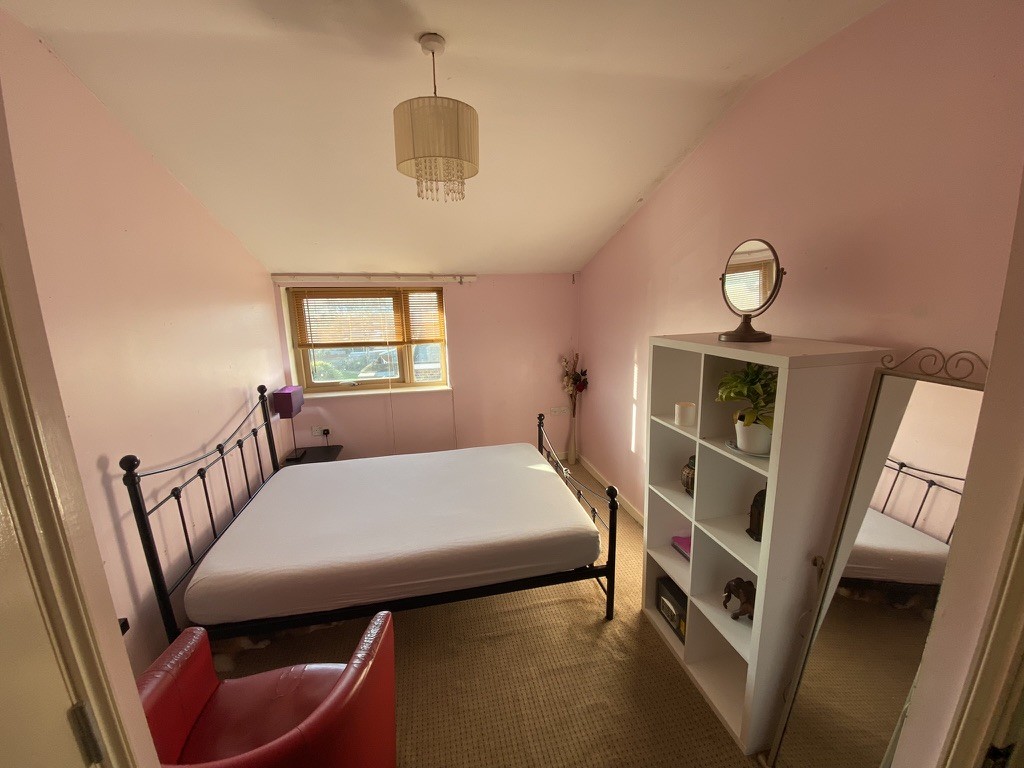 1 bed flat to rent in New Road, Bedfont, Feltham 10