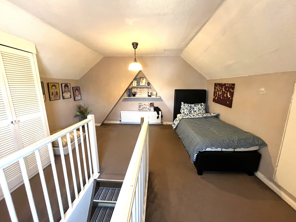 3 bed semi-detached house for sale in Warfield Road, Feltham 29