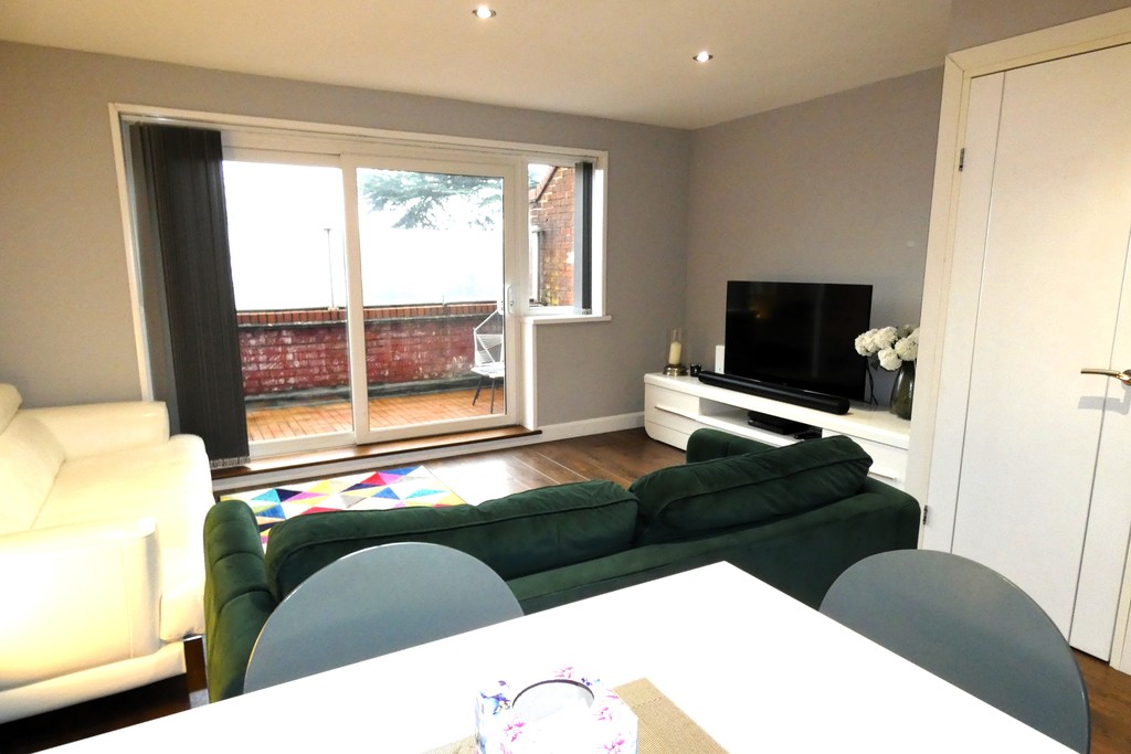 2 bed maisonette for sale in Penrith Close, Uxbridge 4