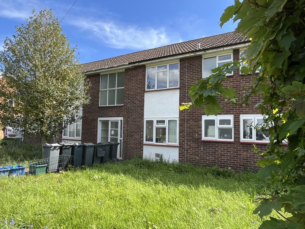 2 bed ground floor maisonette for sale in Sonia Gardens, Hounslow 17