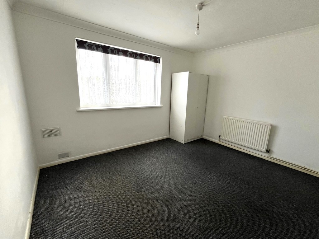 2 bed ground floor maisonette for sale in Sonia Gardens, Hounslow  - Property Image 7