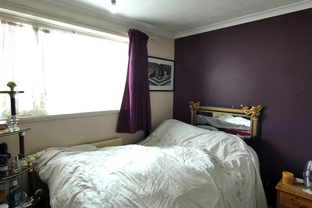 2 bed apartment for sale in Bethany Waye, Feltham  - Property Image 10