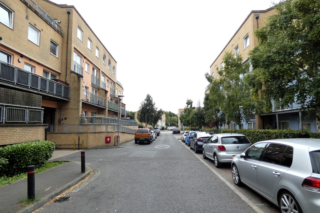 2 bed apartment for sale in Wooldridge Close, Feltham 14