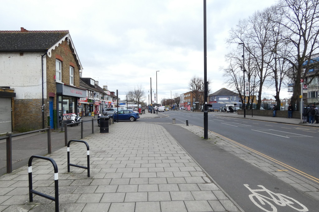 To rent in Staines Road, Feltham  - Property Image 13