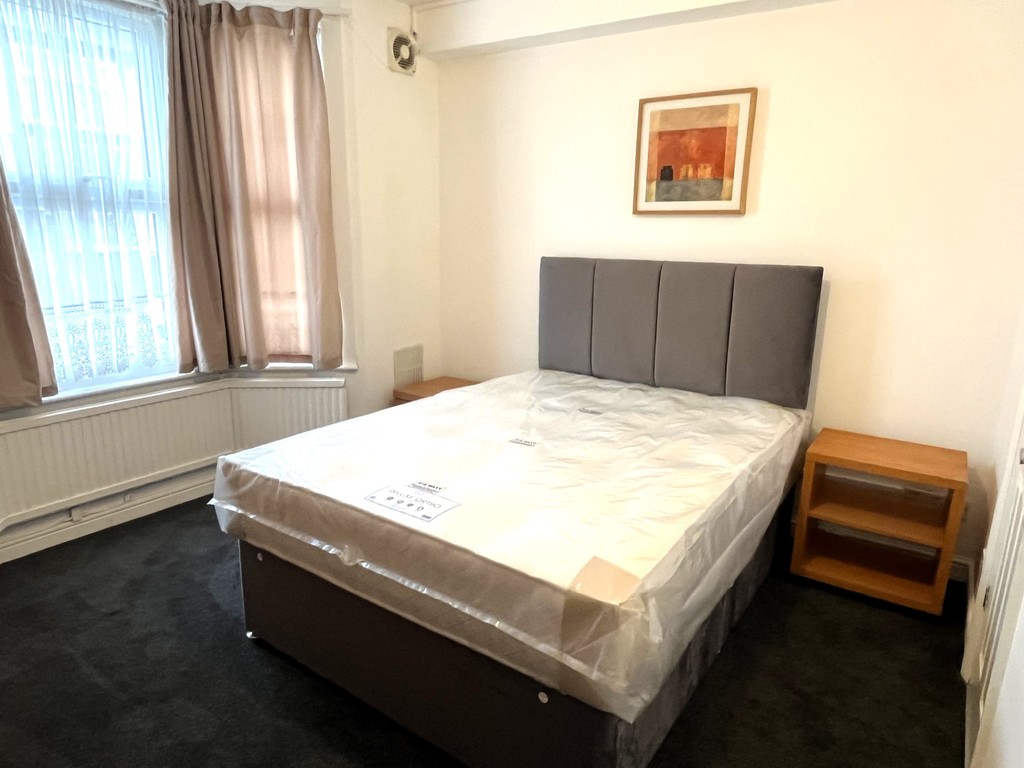 1 bed house share to rent in Clare Road, Middlesex  - Property Image 4