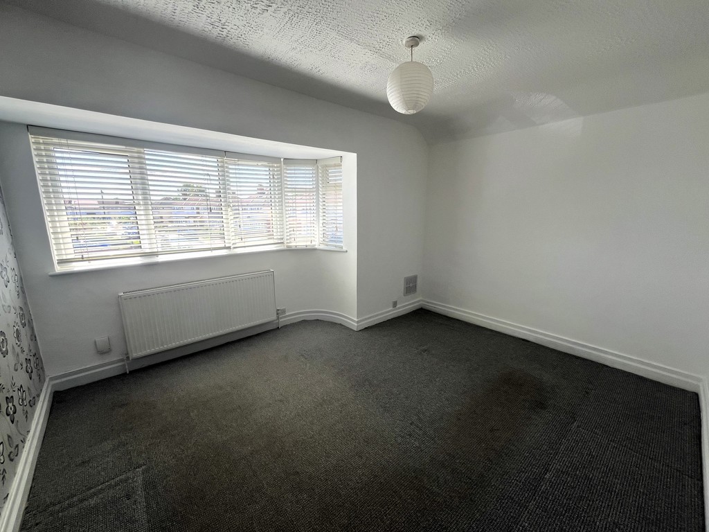 Empire Estates are pleased to offer this delightful property TO LET.  Available IMMEDIATELY & Situated off Staines Road is this well presented, spacious and recently decorated 3 bedroom house.  Comprises Entrance, Living room, Bedroom 3, Fitted Kitchen with stairs leading to Bedrooms 1, 2 and Bathroom/WC.  Further benefits include double glazing, gas central heating and good sized rear garden.Just a short walk from Bedfont shops, schools and GREAT TRANSPORT LINKS.  Early viewings are highly recommended.  COUNCIL TAX BAND D - APPROX £ 2,085.82 PER ANNUM