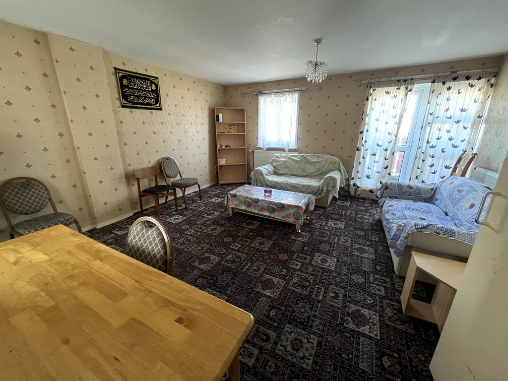 1 bed flat share to rent in Cottington Road, Feltham  - Property Image 4