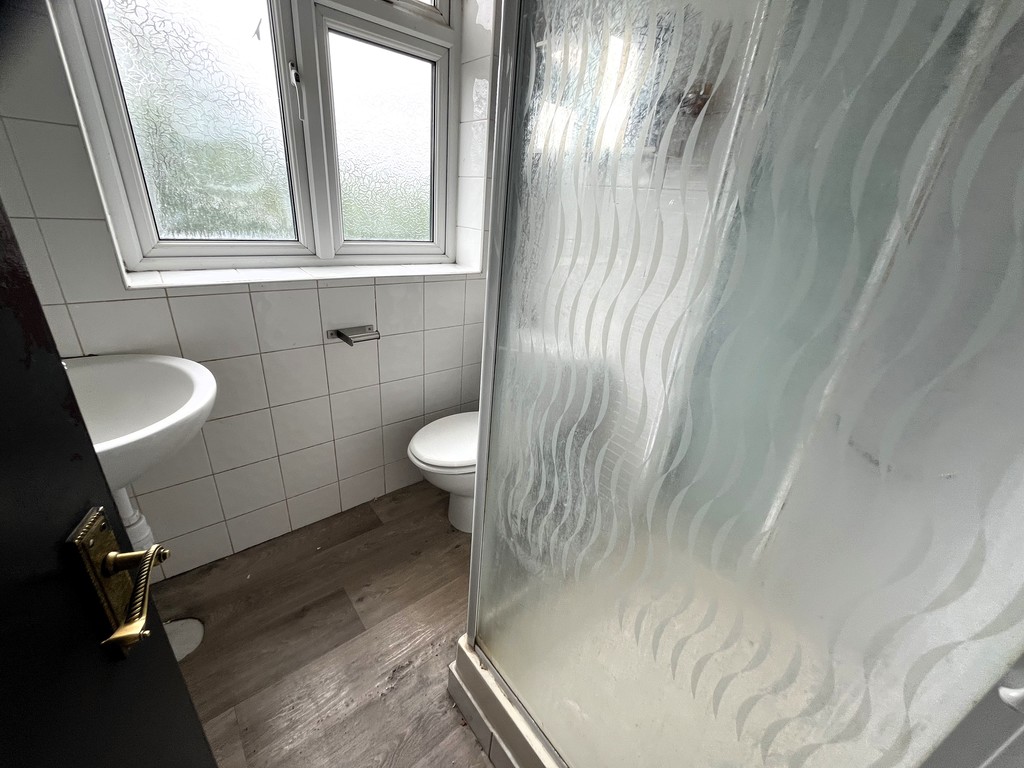 1 bed house share to rent in Lady Margaret Road, Middlesex 2