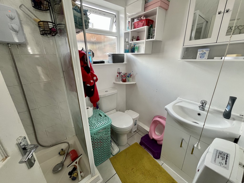 1 bed flat to rent in Fairfield Road, West Drayton  - Property Image 7