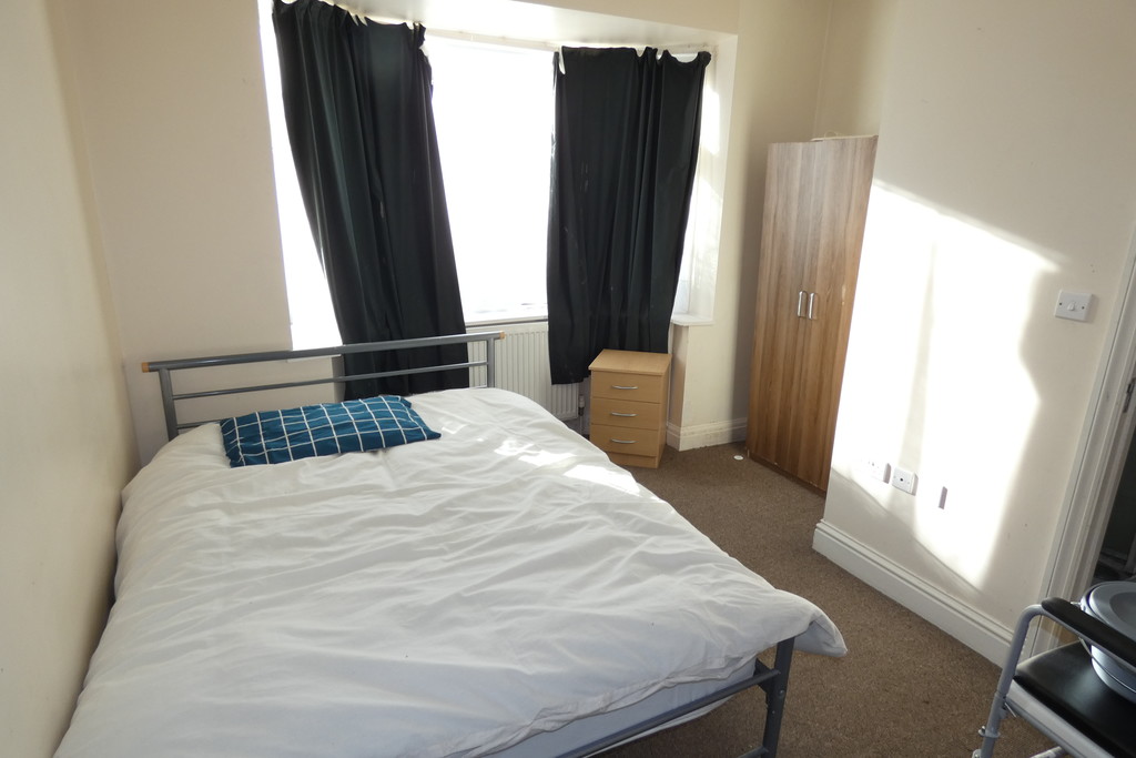 1 bed house share to rent in Mount Road, Middlesex  - Property Image 3