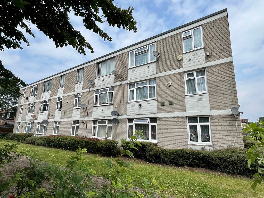 Empire Estates are DELIGHTED to offer for sale this SPACIOUS & WELL PRESENTED FIRST FLOOR PURPOSE BUILT FLAT with GARAGE IN BLOCK. Comprises Entrance Hallway, Separate Living Room, 2 Good Sized Bedrooms, Fitted Kitchen, Bathroom/WC. Benefits from a VERY LONG LEASE OVER 950 YEARS REMAINING, Double glazing, Gas Central Heating System and Garage in nearby Block with Communal Gardens. The property is currently LET on assured shorthold tenancy generating annual income of £ 18,600 approx and can also be SOLD WITH VACANT POSSESSION. Early viewings are highly recommended.