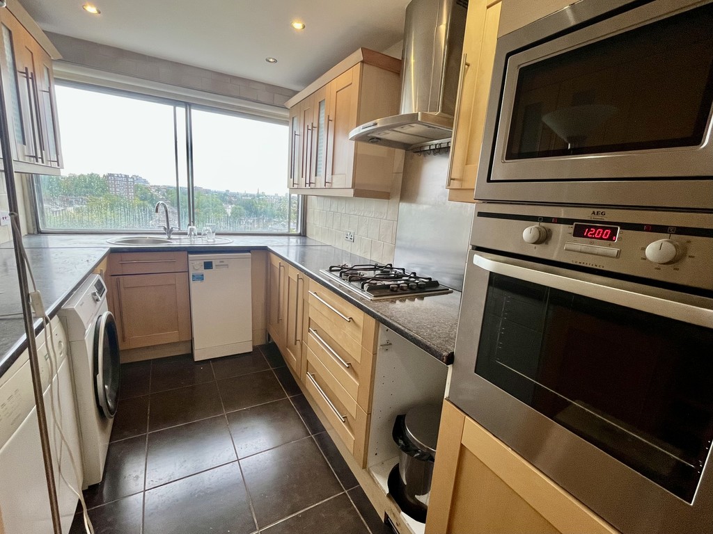 3 bed flat to rent in Loudoun Road, London  - Property Image 8