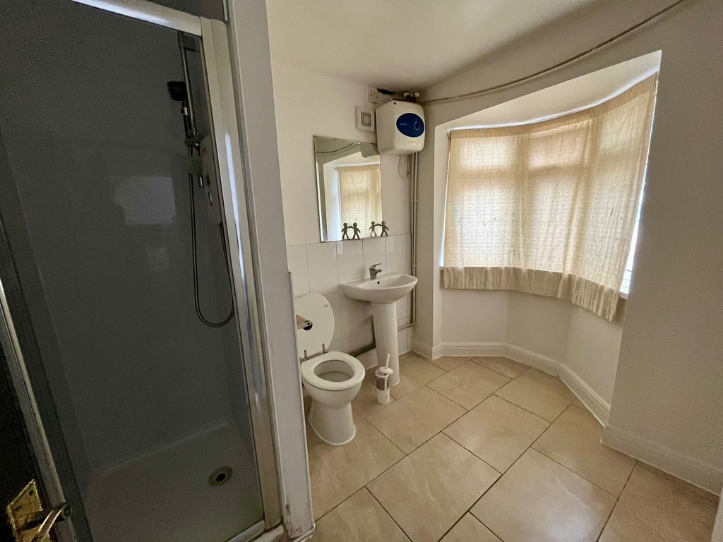 1 bed house share to rent in Lady Margaret Road, Middlesex 1