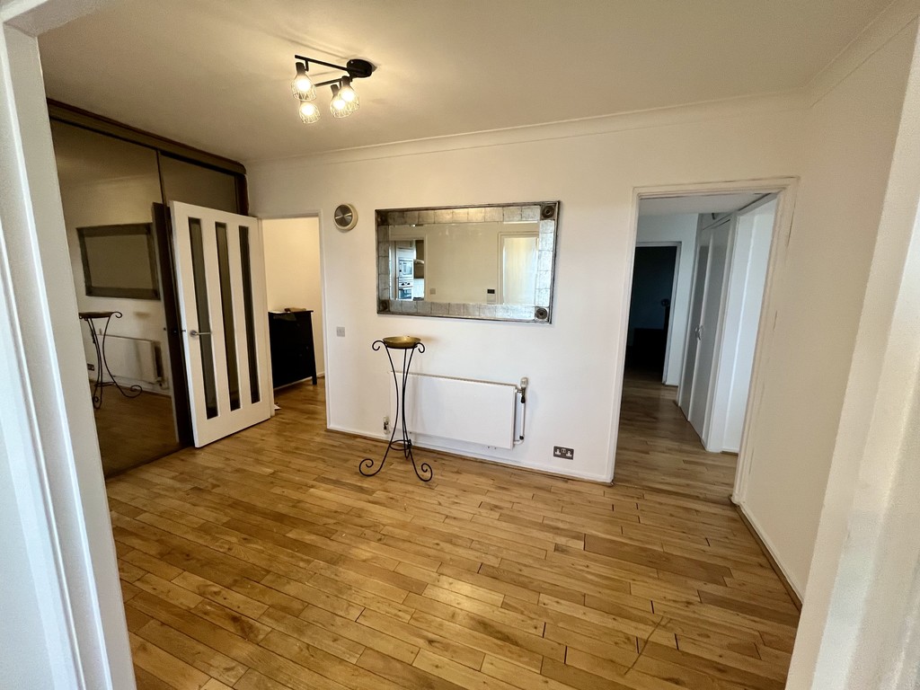 Empire Estates are DELIGHTED to OFFER TO LET this RECENTLY REFURBISHED 3 BEDROOM FLAT in St Johns Wood.  Inclusive of hot water and heating.  AVAILABLE IMMEDIATELY ON FURNISHED AND UNFURNISHED BASIS BOASTING OVER 1250 SQ FOOT AREA.  Comprises of Entrance Hallway, 3 Good Sized Bedrooms, 2 Bathrooms, Large Through Lounge leading to Balcony and Fitted Kitchen.  Further benefits include  a balcony, a day porter, Car park at rear with Separate negotiations.   Conveniently located between South Hampstead Overground, Swiss Cottage & St Johns Wood station with easy access to West Hampstead, Kilburn & Camden.  Early viewings are HIGHLY RECOMMENDED.  COUNCIL TAX BAND G - APPROX £ 3510.60 PER ANNUM.
