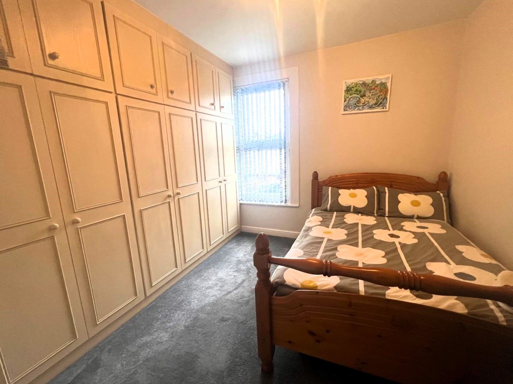 4 bed end of terrace house to rent in Marlow Road, Southall  - Property Image 11