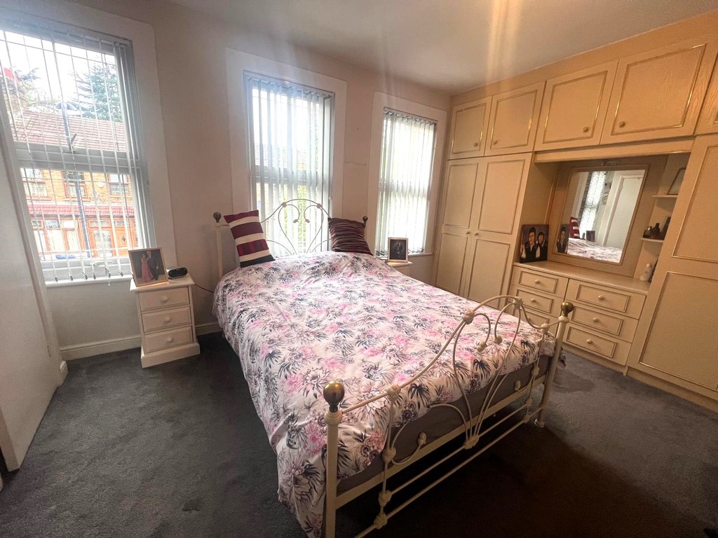4 bed end of terrace house to rent in Marlow Road, Southall  - Property Image 14
