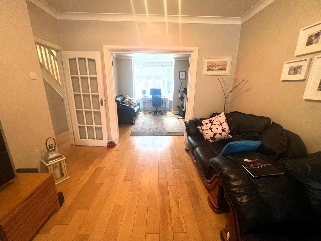 4 bed end of terrace house to rent in Marlow Road, Southall  - Property Image 7
