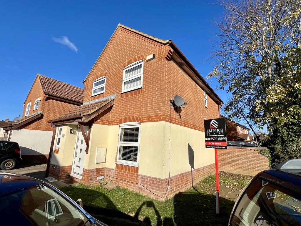 3 bed detached house for sale in Milton Gardens, Staines 19