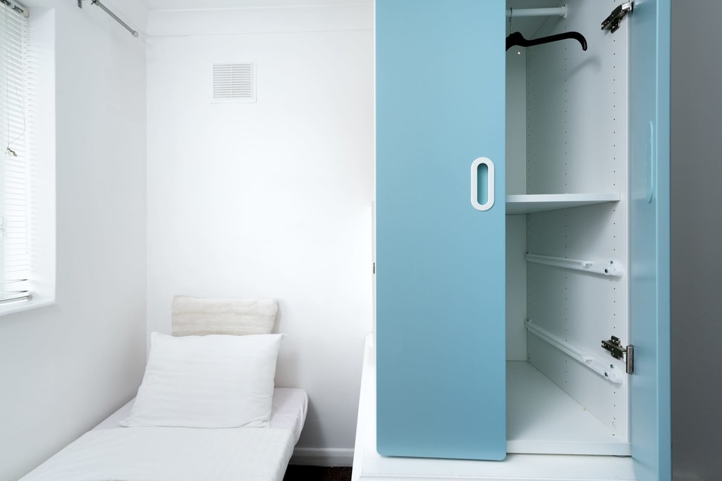 2 bed maisonette to rent in Staines Road, Feltham 6