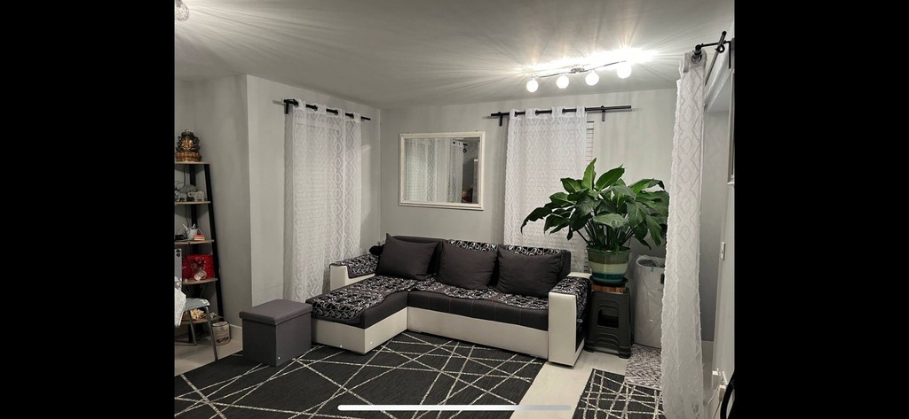 2 bed apartment for sale in Page Road, Feltham 10