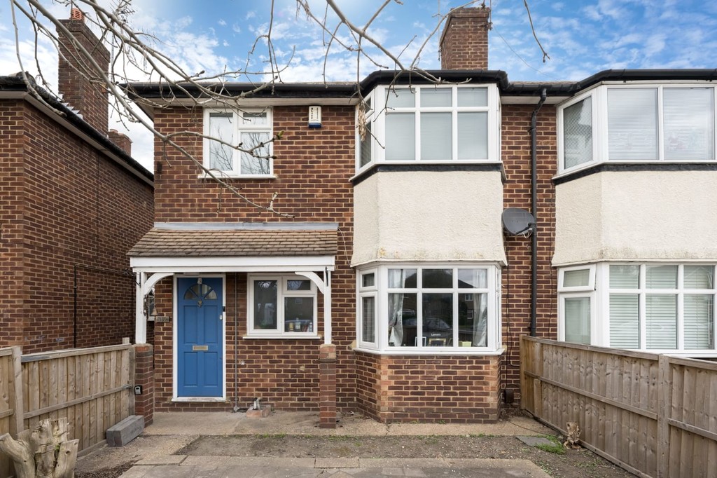 2 bed maisonette to rent in Staines Road, Feltham  - Property Image 15