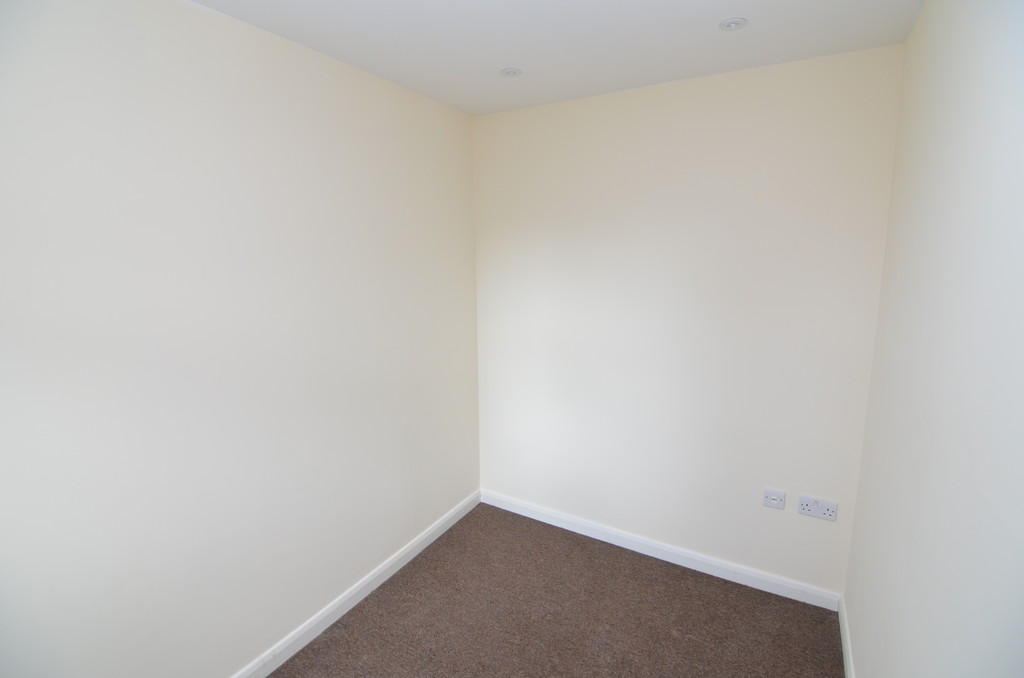 4 bed end of terrace house to rent in Alma Road, Kent  - Property Image 15