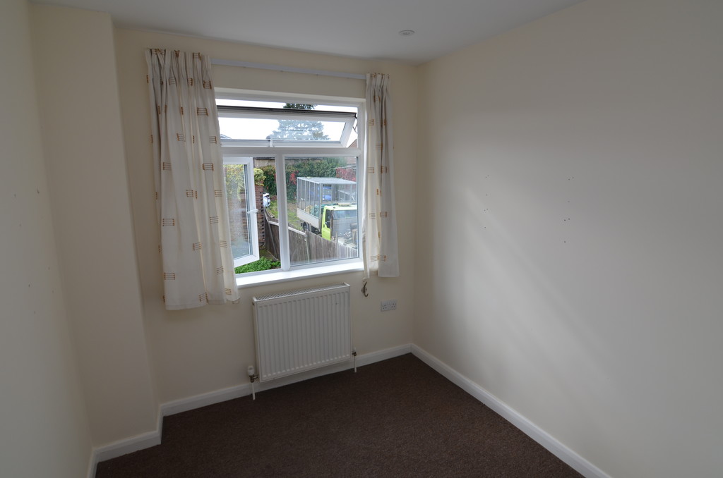 4 bed end of terrace house to rent in Alma Road, Kent  - Property Image 14