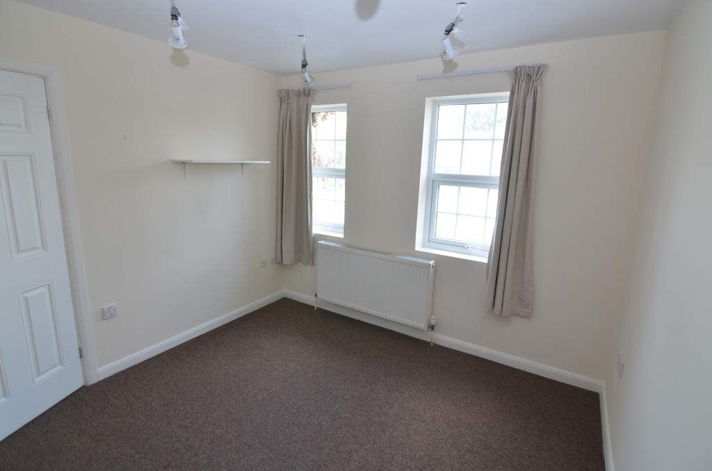 4 bed end of terrace house to rent in Alma Road, Kent  - Property Image 10