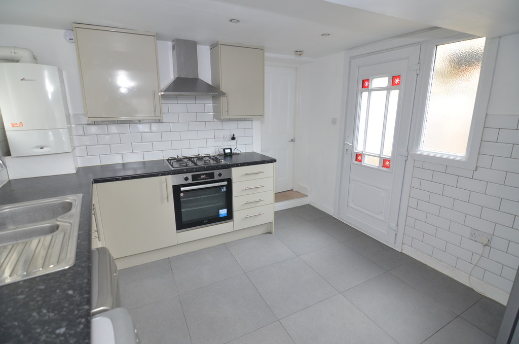 1 bed ground floor flat to rent in Station Road, Sidcup, DA15 7DR  - Property Image 10