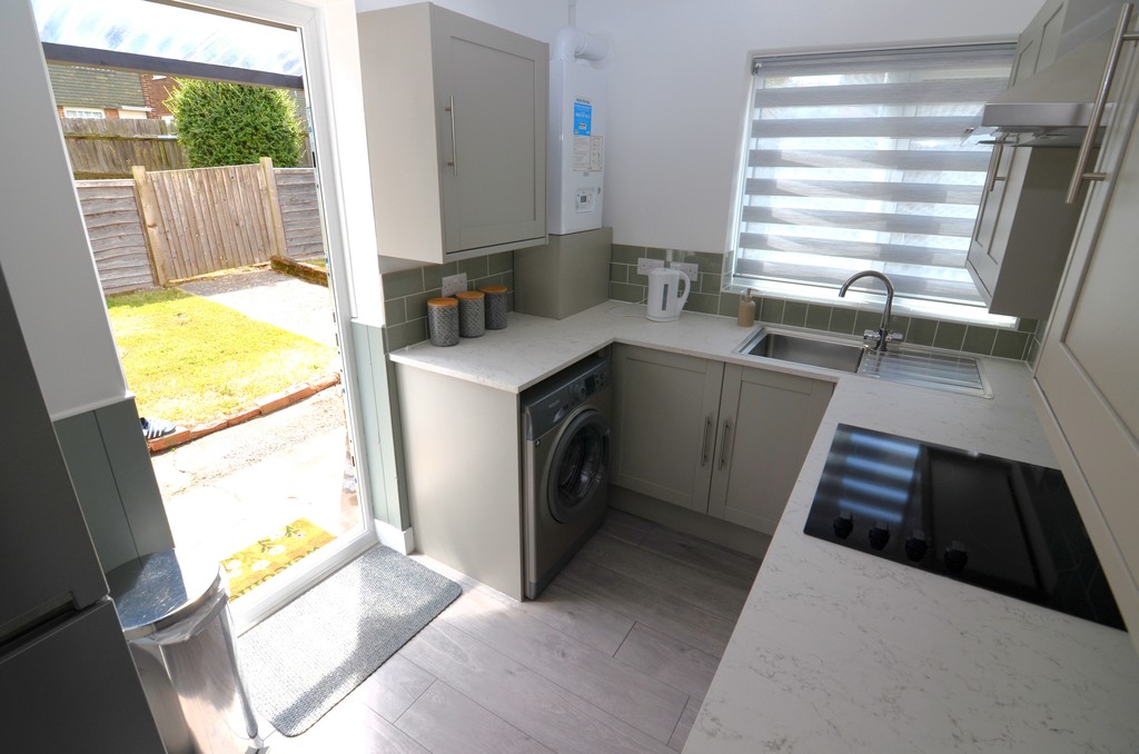 2 bed ground floor maisonette to rent in Hatherley Road, Sidcup, DA14 4AJ  - Property Image 9