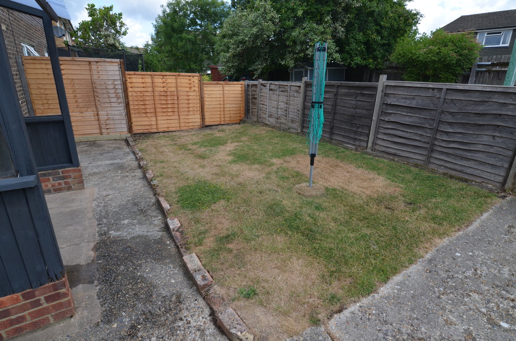 2 bed ground floor maisonette to rent in Hatherley Road, Sidcup, DA14 4AJ  - Property Image 14