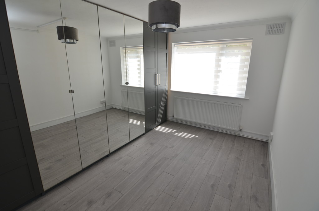 2 bed ground floor maisonette to rent in Hatherley Road, Sidcup, DA14 4AJ  - Property Image 4