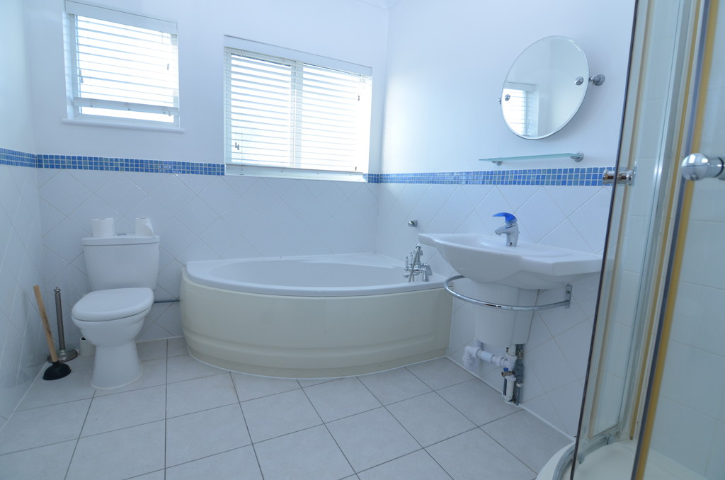 4 bed terraced house to rent in Halfway Street, Sidcup, DA15 8DP  - Property Image 5