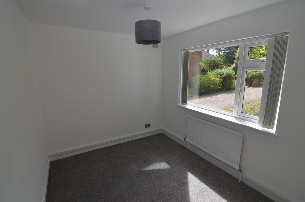 2 bed ground floor flat to rent in Granville Road, Sidcup  - Property Image 12