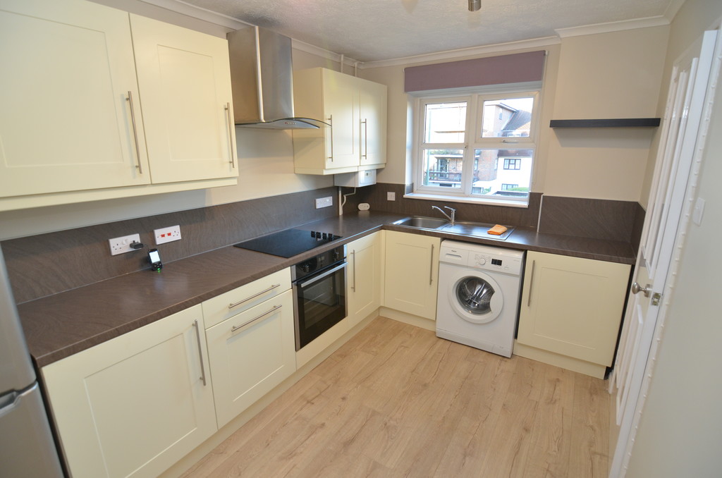 2 bed flat to rent in Parkhill Road, Bexley  - Property Image 3