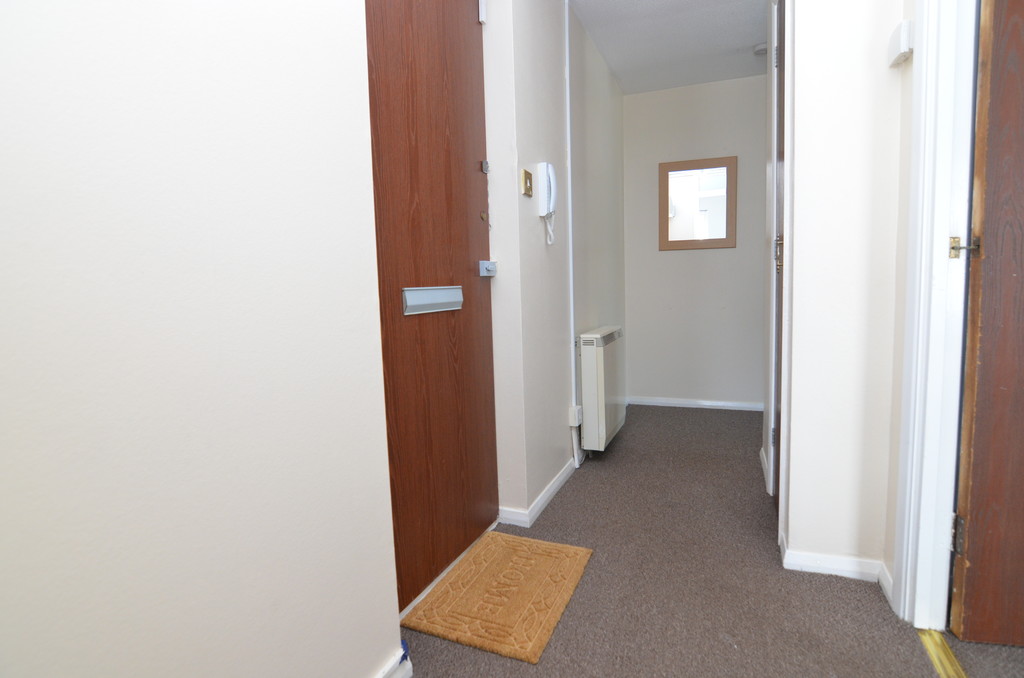 2 bed ground floor flat to rent in Taylors Close, Kent  - Property Image 9