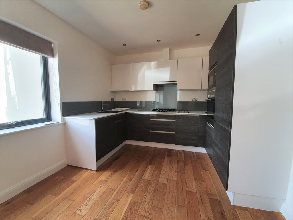 2 bed apartment to rent in Wickham Street, Welling, DA16 3DA  - Property Image 3