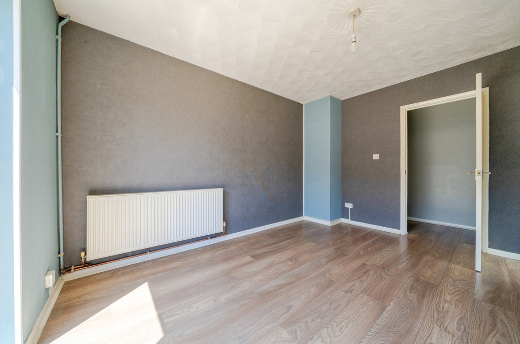 2 bed terraced house for sale in Aspen Close, Swanley, BR8 7UB  - Property Image 3