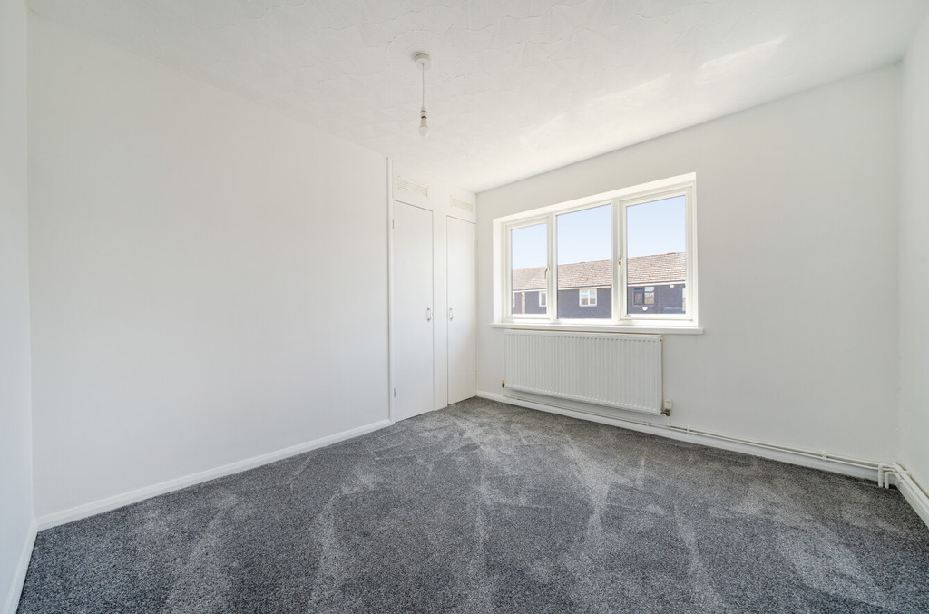 2 bed terraced house for sale in Aspen Close, Swanley, BR8 7UB  - Property Image 4