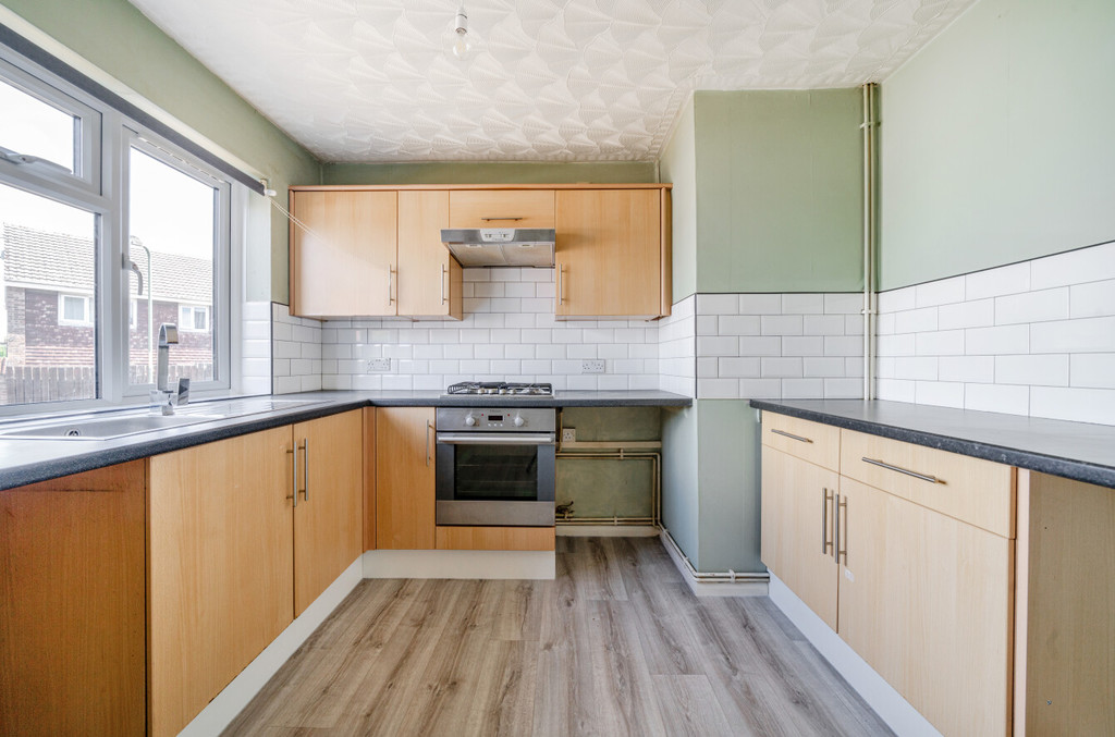 2 bed terraced house for sale in Aspen Close, Swanley, BR8 7UB  - Property Image 8