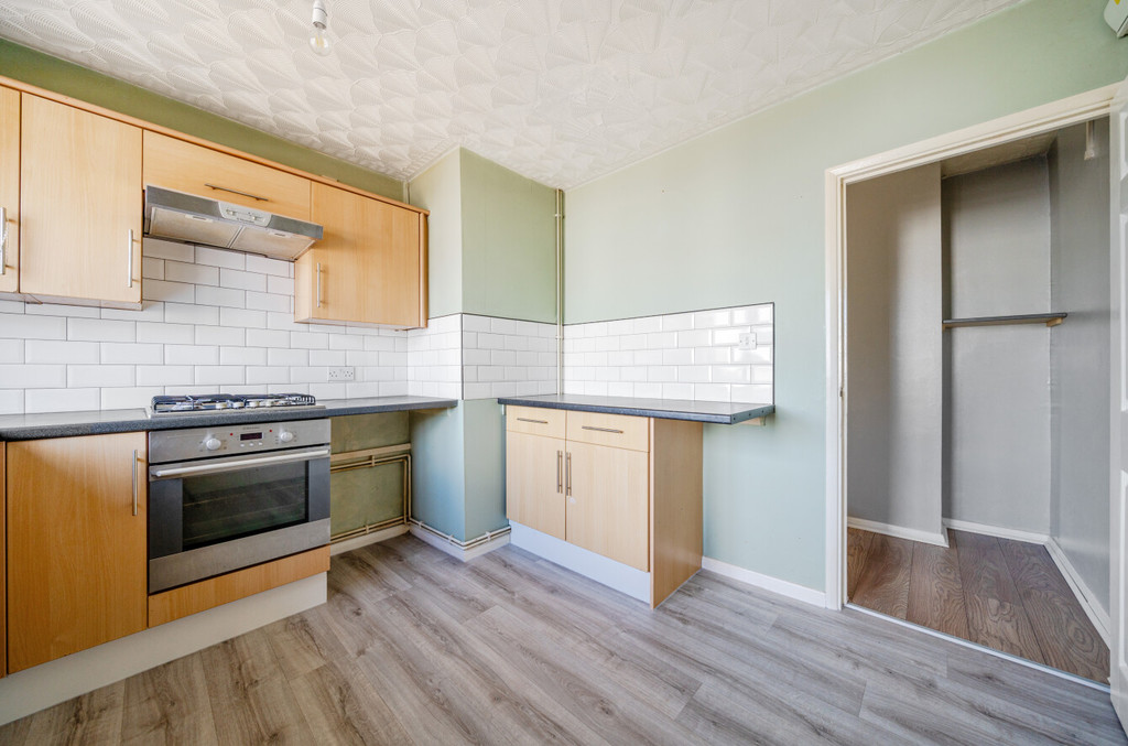 2 bed terraced house for sale in Aspen Close, Swanley, BR8 7UB  - Property Image 9