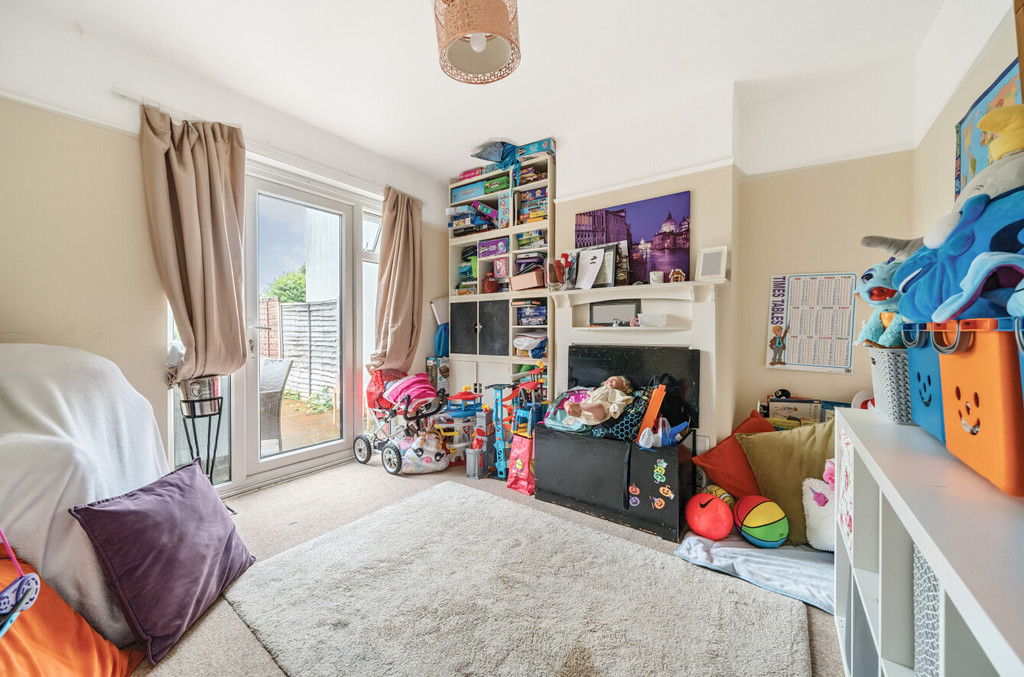 3 bed semi-detached house for sale in Onslow Drive, Sidcup  - Property Image 3