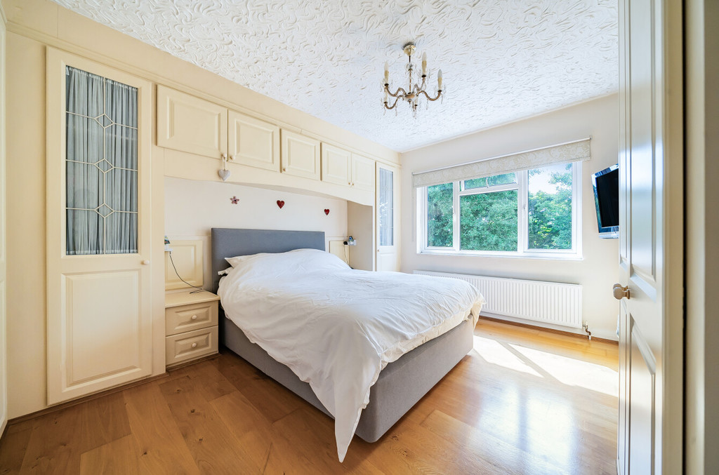 4 bed detached house for sale in Sydney Road, Sidcup  - Property Image 5